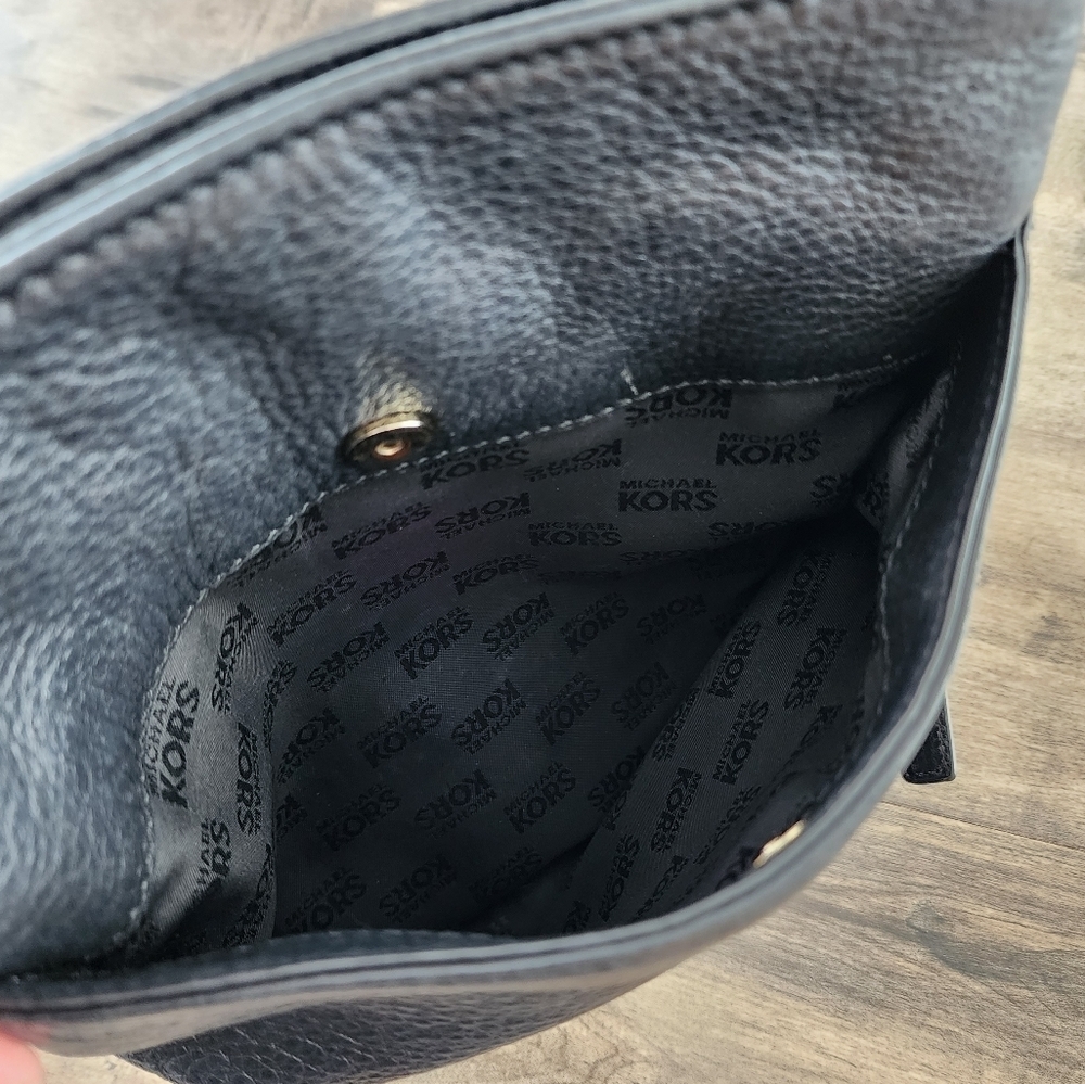 MICHAEL Michael Kors Black Pebbled  Leather Bag - Picture 15 of 15